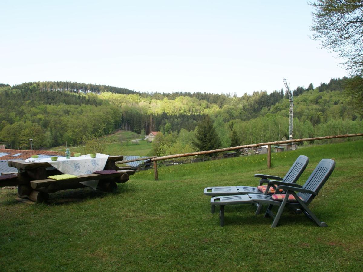 Cosy Holiday Home With Garden In Walscheid Dış mekan fotoğraf