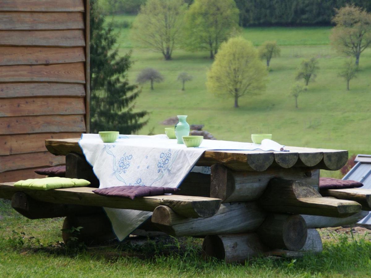 Cosy Holiday Home With Garden In Walscheid Dış mekan fotoğraf